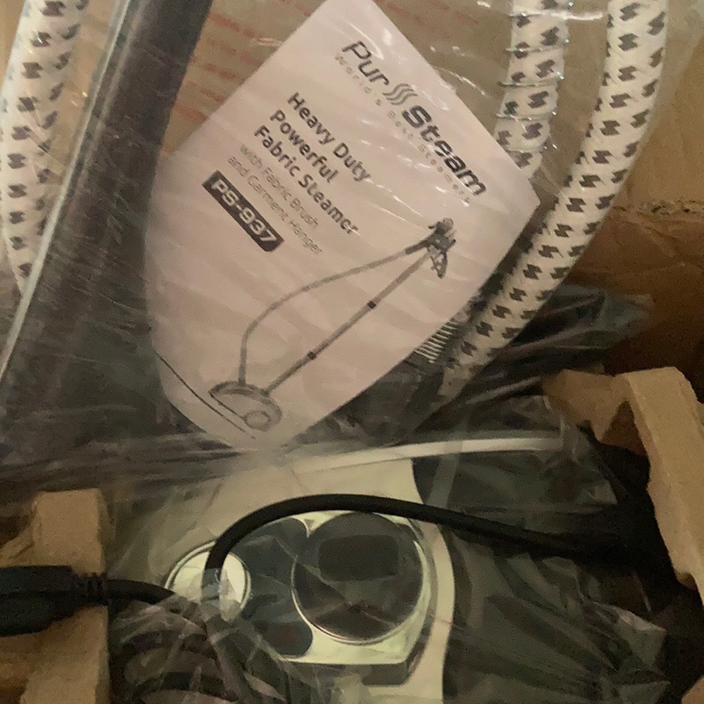 Put steam fabric steamer.